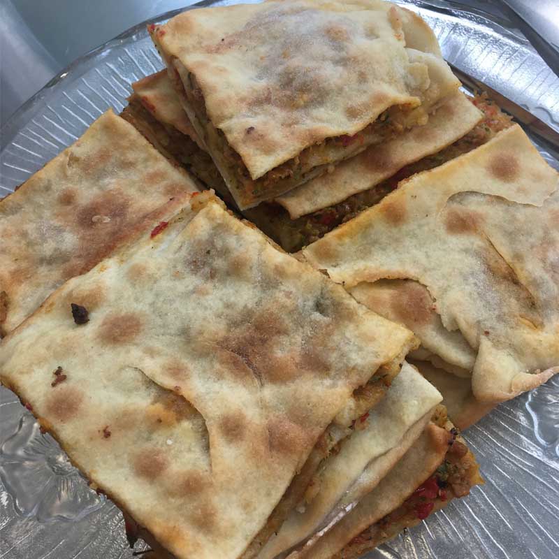 Πίτα νηστίσιμη με κιμά Beyond Meat